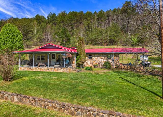 Property at 2622 Snake Hollow rd Rd, Sneedville, TN 37869, 3 beds, 2 baths