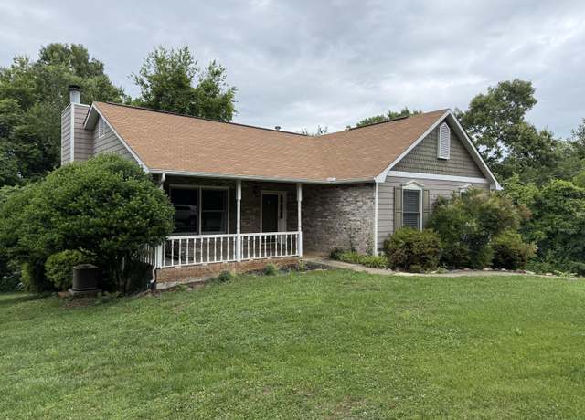 Property at 968 Cedar Trace Ln, Morristown, TN 37814, 3 beds, 3 baths