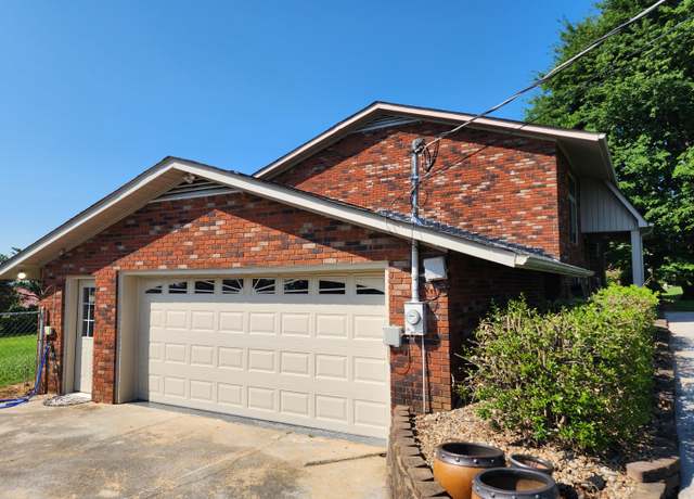 Property at 7025 Mayfair St, Talbott, TN 37877, 4 beds, 3 baths