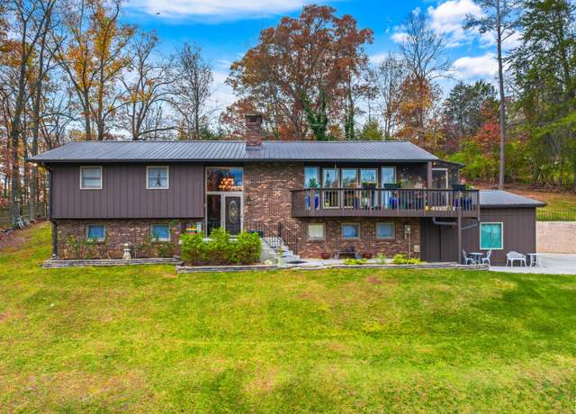 Property at 1101 Drinnon Dr, Morristown, TN 37814, 5 beds, 3 baths