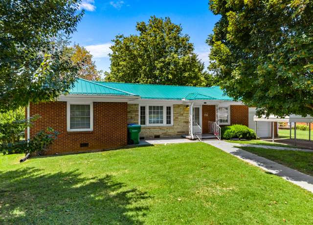 Property at 518 W Hillcrest Dr, Morristown, TN 37813, 3 beds, 1 bath