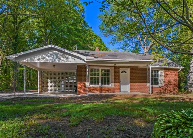 Property at 2443 Highway 25-70e, Dandridge, TN 37725, 2 beds, 1 bath