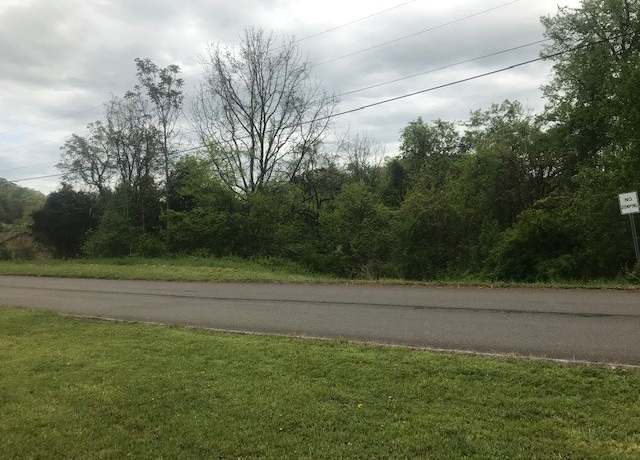 Property at 665 Pinewood Cir, Morristown, TN 37814