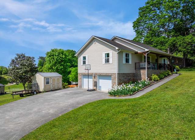 Property at 2902 Rambling Rd, Maryville, TN 37801, 4 beds, 3 baths