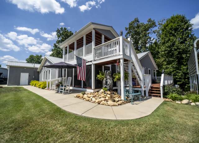 Property at 1662 Canal Ln, Dandridge, TN 37725, 3 beds, 2 baths