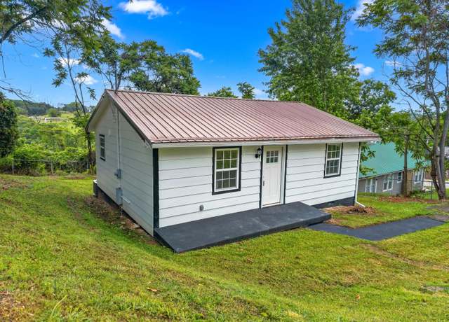 Property at 812 Donna Street St, Morristown, TN 37814, 2 beds, 1 bath