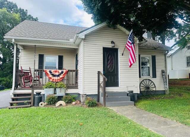 Property at 529 N Jackson St, Morristown, TN 37814, 2 beds, 1 bath