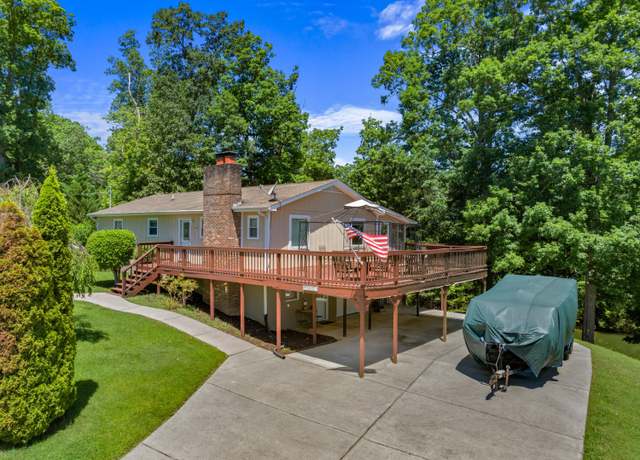 Property at 2134 Teardrop Cir, Dandridge, TN 37725, 2 beds, 2 baths