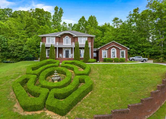 Property at 512 Shea Ct, Morristown, TN 37814, 3 beds, 2.5 baths