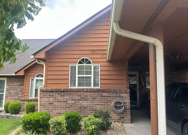 Property at 1173 D Accord Dr, Morristown, TN 37814, 2 beds, 2 baths