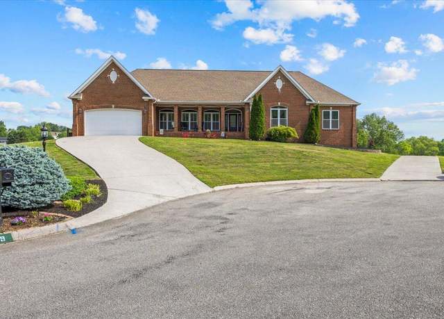 Property at 419 Colonial St, Jefferson City, TN 37760, 3 beds, 3 baths