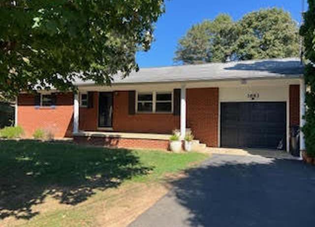 Property at 1643 Cross Drive Dr, Morristown, TN 37814, 2 beds, 1 bath
