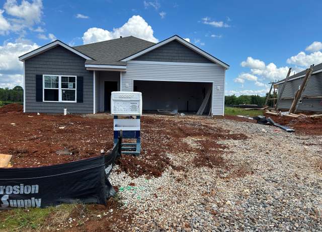 Property at 5133 Lost Creek Dr, Morristown, TN 37813, 3 beds, 2 baths