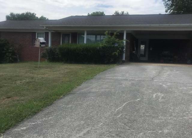 Property at 310 Hickory Street St, Bean Station, TN 37708, 3 beds, 2 baths
