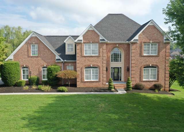 Property at 2964 Wilshire Blvd Blvd, Morristown, TN 37814, 4 beds, 3.5 baths