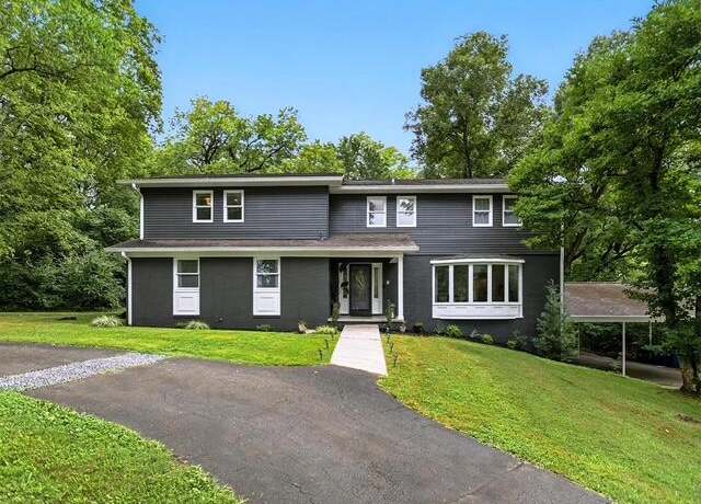 Property at 1366 Clinch View Cir, Jefferson City, TN 37760, 6 beds, 4.5 baths