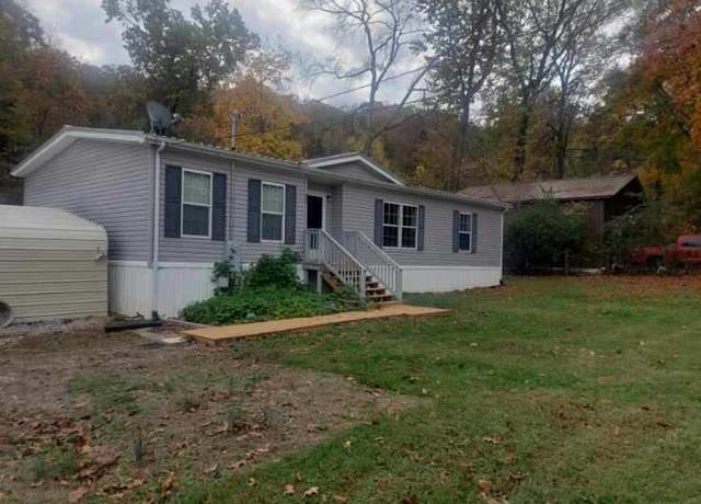 Property at 326 Carson Springs Rd, Newport, TN 37821, 3 beds, 2 baths