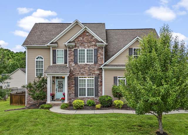 Property at 925 Parkside Avenue Ave, Morristown, TN 37814, 4 beds, 2.5 baths