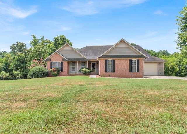 Property at 1031 Hickory View Dr, Morristown, TN 37814, 5 beds, 3 baths