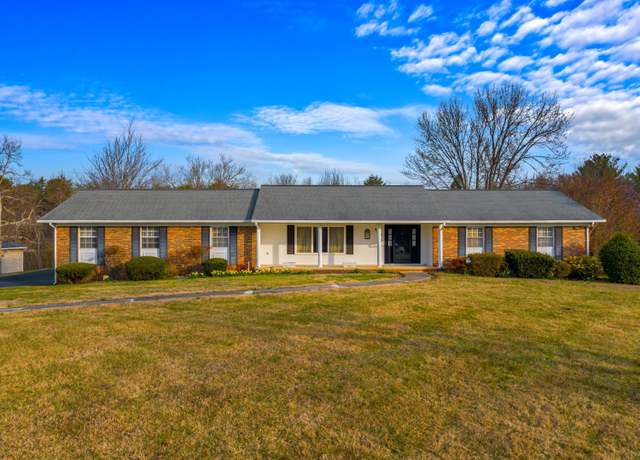 Property at 1561 Laurel Hills Cir, Jefferson City, TN 37760, 4 beds, 3 baths