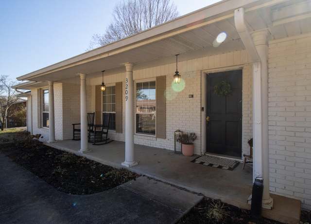 Property at 3209 Landmark Dr, Morristown, TN 37814, 3 beds, 2 baths