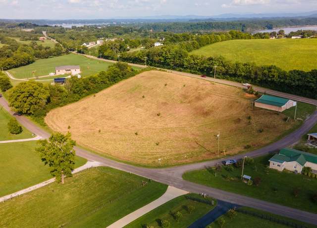 Property at 1835 Hammer Rd, Dandridge, TN 37725