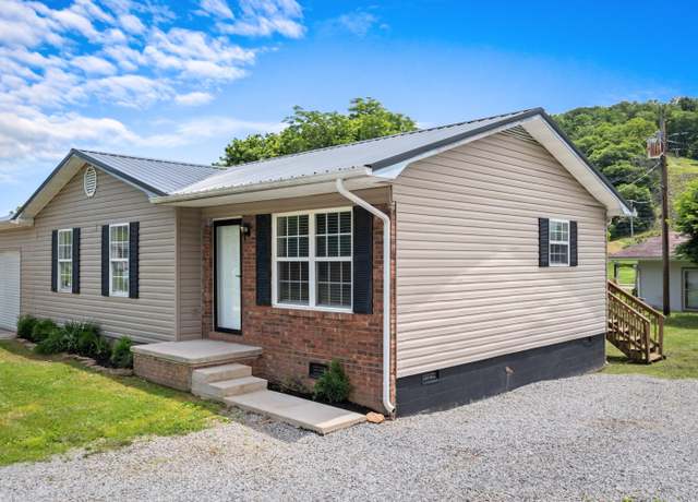 Property at 135 Wanola St, Sneedville, TN 37869, 3 beds, 1 bath