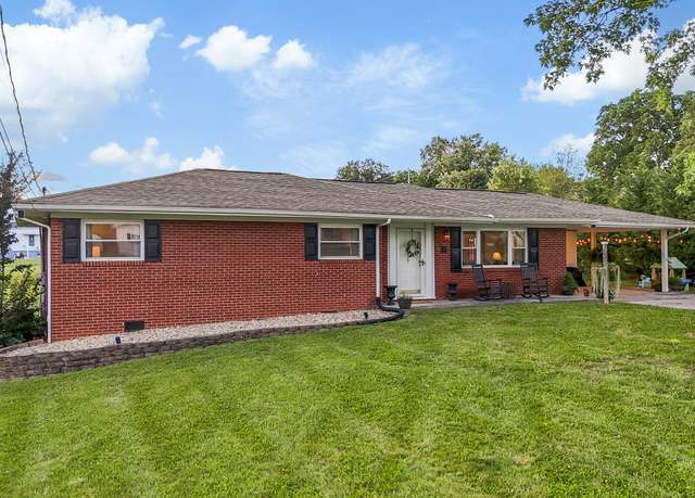 Property at 2121 Fir Street St, Morristown, TN 37813, 3 beds, 1.5 baths