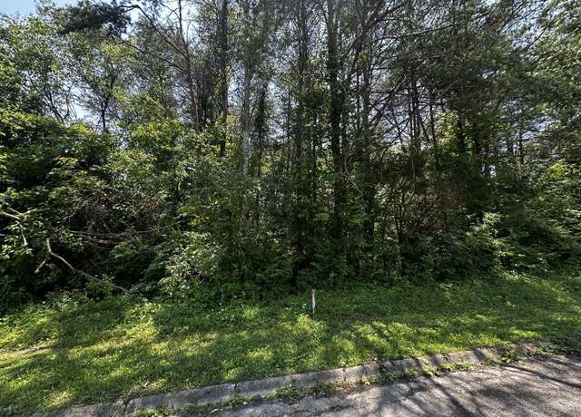 Property at 1995 Bluebird Cir, Morristown, TN 37814