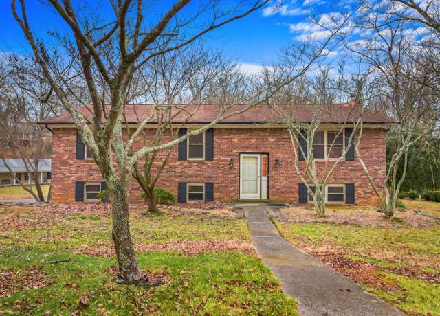 Property at 781 Fox Trott Ln, Morristown, TN 37814, 4 beds, 2.5 baths