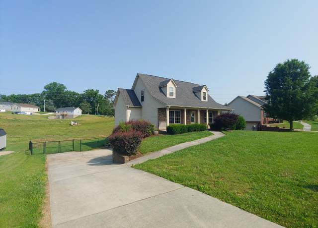Property at 2015 Brights View Ln, Morristown, TN 37814, 3 beds, 2.5 baths