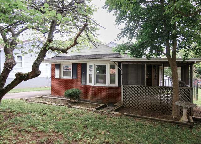 Property at 1514 Brown Ave, Jefferson City, TN 37760, 3 beds, 1 bath