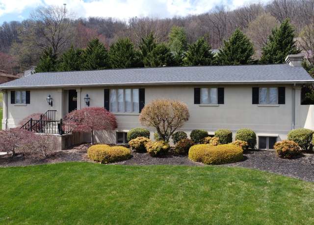 Property at 1565 Jesse Bean Cir, Morristown, TN 37814, 3 beds, 3 baths