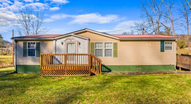 Photo of 126 Merle St, Sneedville, TN 37869