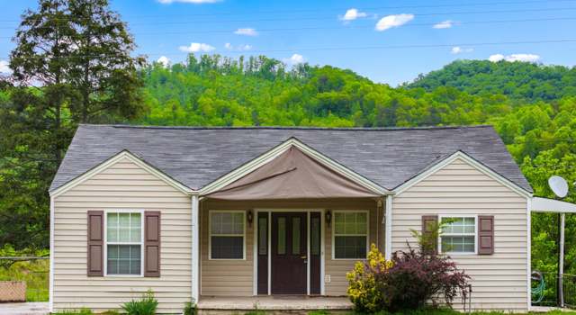 Photo of 804 Main St, Sneedville, TN 37869