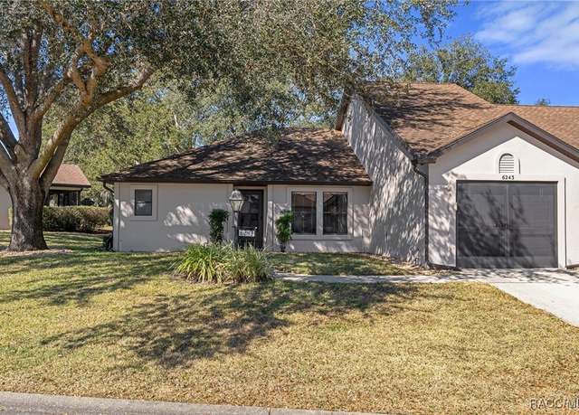 Property at 6243 W Lexington Dr, Crystal River, FL 34429, 2 beds, 2 baths