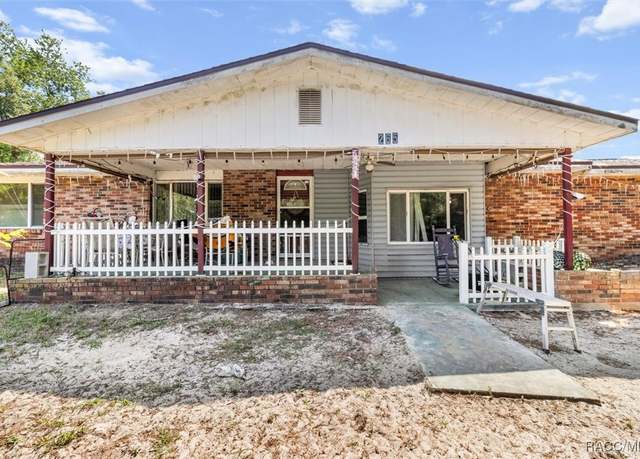 Property at 265 S Thayer Ave, Lecanto, FL 34461, 4 beds, 2 baths