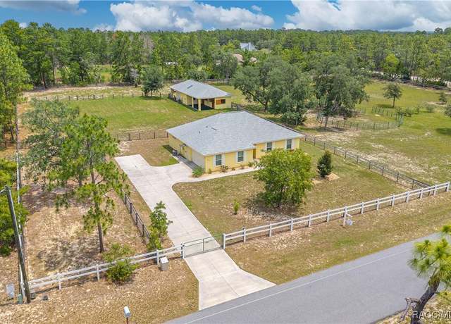 Property at 4417 W Bonanza Dr, Beverly Hills, FL 34465, 3 beds, 2.5 baths