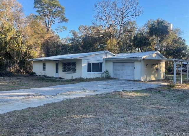 Property at 6 53rd St, Yankeetown, FL 34498, 3 beds, 2 baths