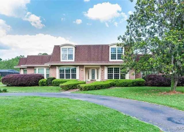 Property at 6319 SW 37th Way, Gainesville, FL 32608, 5 beds, 4.5 baths