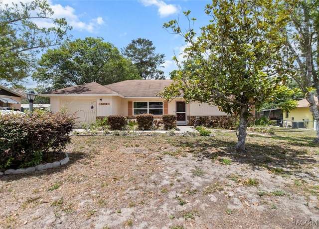 Property at 520 S Jefferson St, Beverly Hills, FL 34465, 2 beds, 2 baths