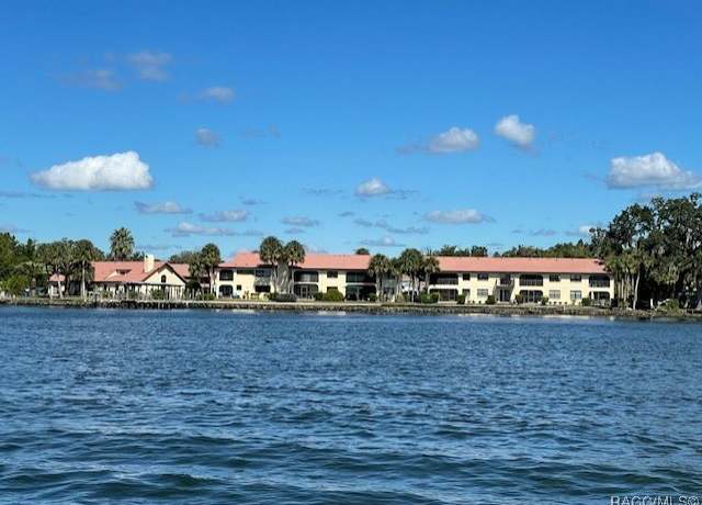 Property at 379 NW 14th Pl, Crystal River, FL 34428, 2 beds, 1 bath
