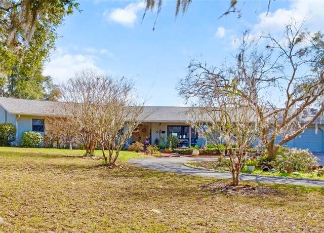 Property at 1655 S Hillock Ter, Inverness, FL 34452, 4 beds, 3 baths