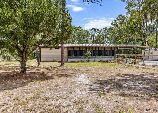 Property at 1895 S Iroquois Ave, Homosassa, FL 34448, 3 beds, 2 baths