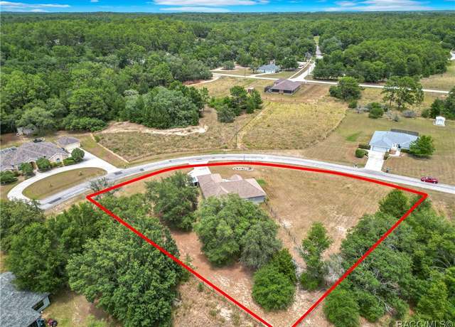 Property at 2478 W Angola Dr, Beverly Hills, FL 34465, 3 beds, 2 baths