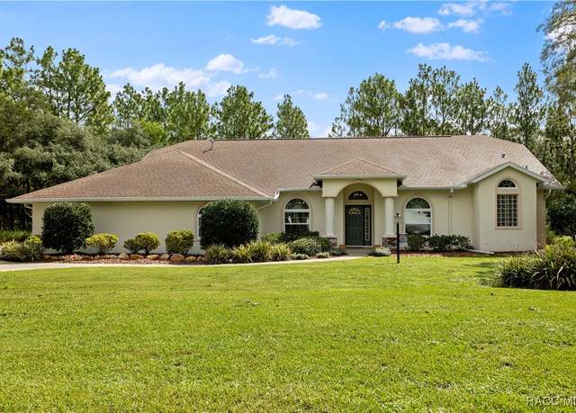 Property at 5799 N Oakmont Dr, Beverly Hills, FL 34465, 4 beds, 2 baths