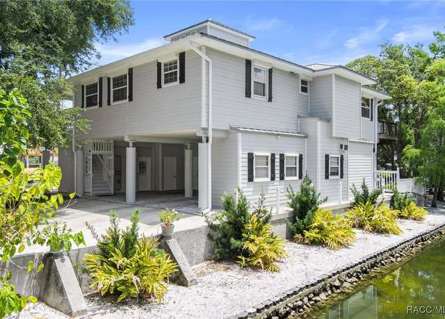 Property at 1035 N Appalachian Ter, Crystal River, FL 34429, 4 beds, 3.5 baths