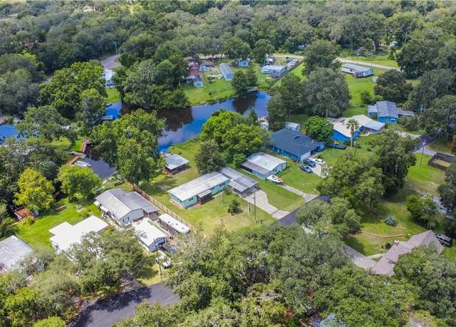 Property at 11650 E Laurel Ct, Floral City, FL 34436, 3 beds, 2 baths