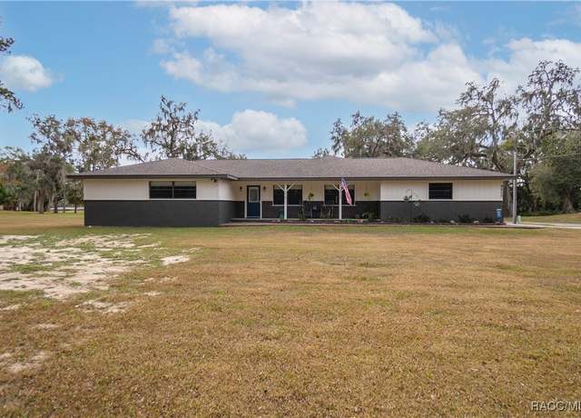 Property at 8600 E Magnolia St, Floral City, FL 34436, 3 beds, 2 baths