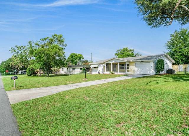 Property at 106 S Lincoln Ave, Beverly Hills, FL 34465, 2 beds, 2 baths